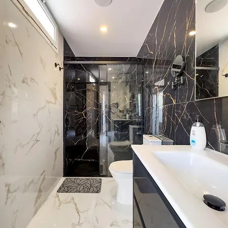 Apart-hotel Hh Riz - Adults Only 3*