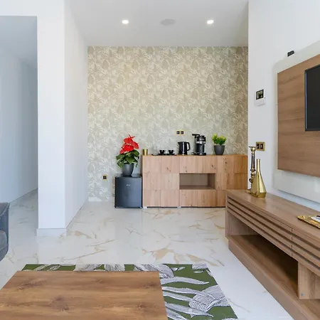 Hh Riz - Adults Only 3*