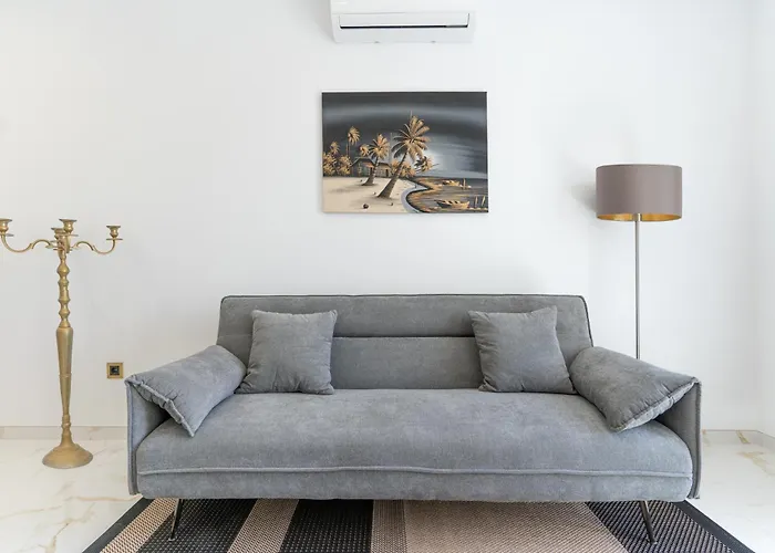 Hh Riz - Adults Only 3*